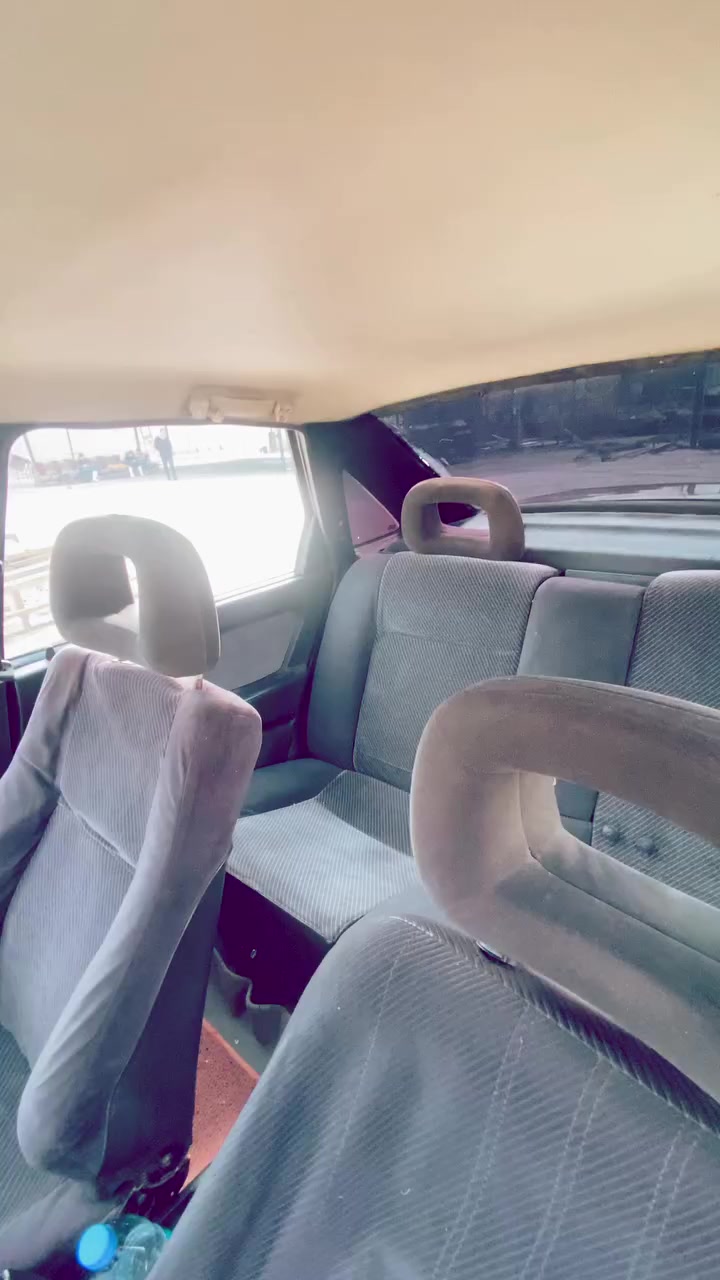 فكتره موديل 1992 حجم 20 قفل مركزي كير عادي  محرك شرط  صبغ جماليه عام معجون قطعتين فقط 
سعرها 35 ورقه للبيع فقط  ماكو مراوس لاستفسار ***********
