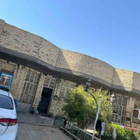 قطعه ارض مساحه 500 متر مشيد فيها دارين متشابهين مفصولين واحد عن الاخر ...