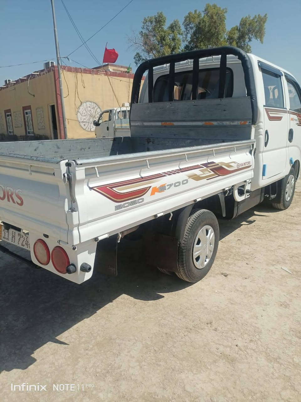 السلام عليكم للبيع دبل قماره كيا بنكو نثية 2700  موديل 2020رقم بغداد نكليزي.
مشروع وطني سنويه مجدده لل 2031داخلة هزة مكفولة كفالة عامة كير اكسن  شاصي ورقم شاصي شرط مكفولة من الشخط و الضربة والصبغ كلة على وضع البلاد شرط بس اليدور نظيف يتصل سياره شرط السونارر.‏‪السيارة خير من الله ماعايزها شي الدواخل صدر جديد تبريد ثلج خير من الله السيارة   ماعايزها شي السياره نضيفة  بمعنى  الكلمة
للاستفسار اتصل‏‪‏‪
‏‪‏‪***********‬‏
