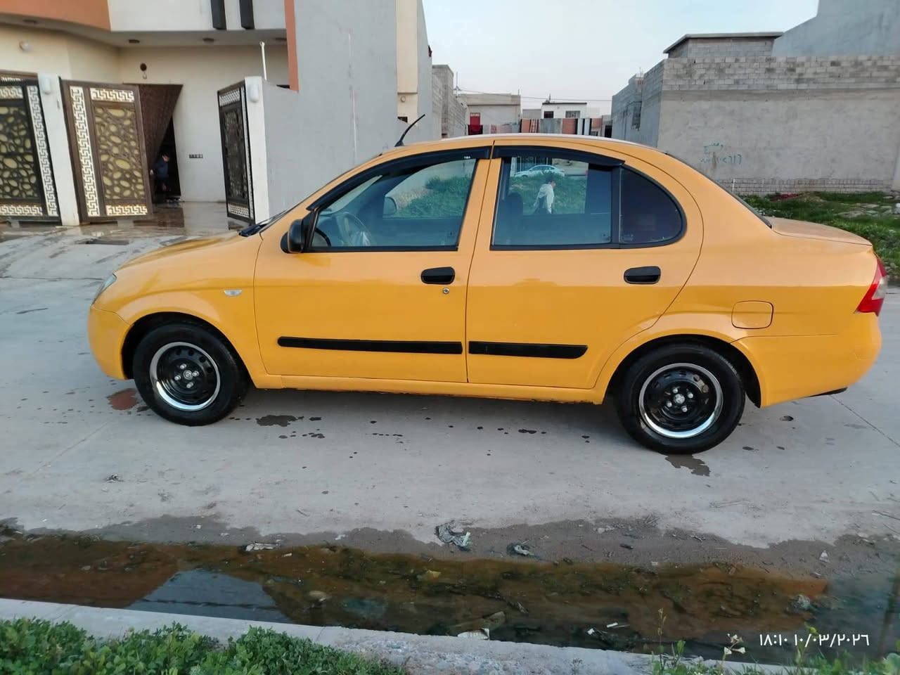 #سيارة طيبة للبيع 
موديل ٢٠١٥
سيارة جاهزه وشرط التحويل 
السعر ٤٠وبيها مجال 
#العنوان موصل يارمجه زيونا قرب مشروع الماء
رقم الهاتف ***********
