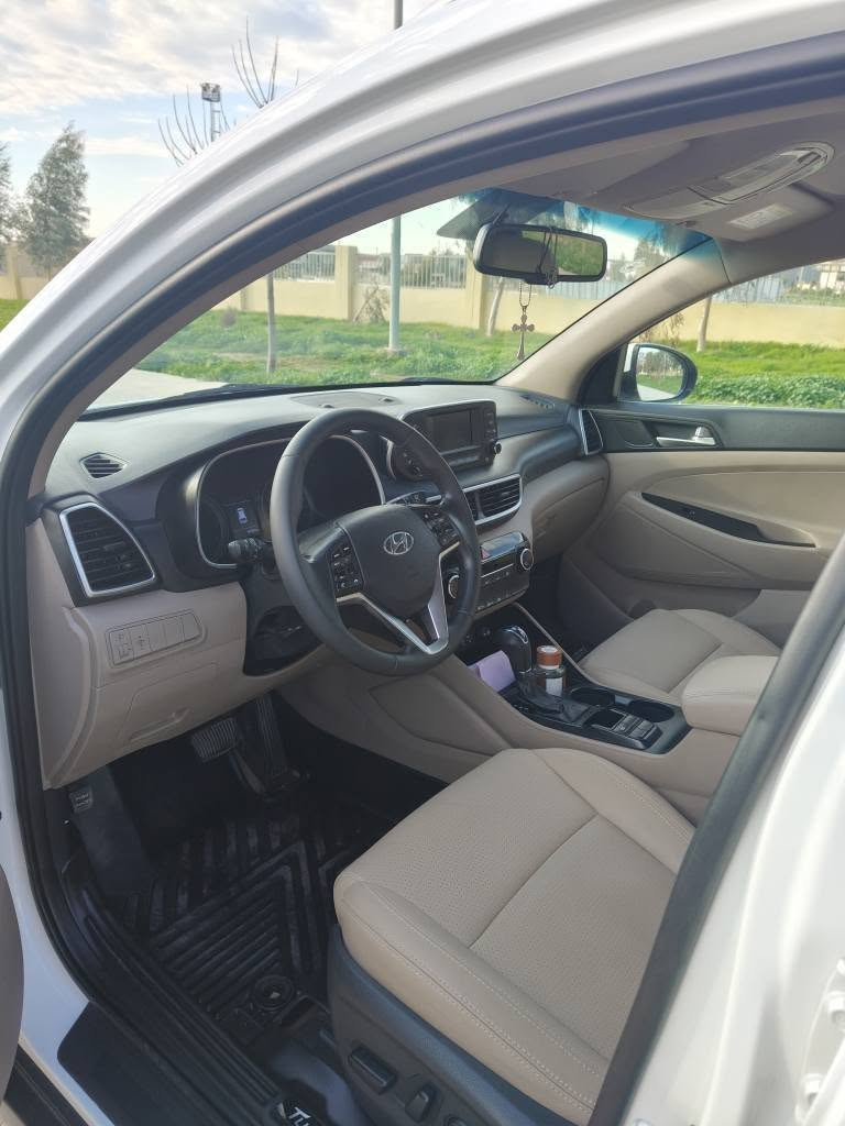 هونداي توكسون 2019 كوري

ماشية 90 الف كيلومتر
بدون دعم وصبغ
رقم وسنوية جديد
محرك وكير بشرط 
يدات نيكل
مرايات شفط
كشنات جلد
شحن وايرلس
كشن كهرب
السعر : 188 ومجال
للأستفسار : *********** الشريقات, صلاح الدين
