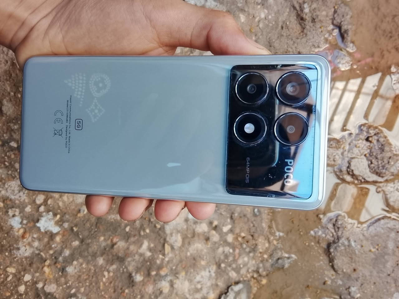 سلام عليكم poco x6pro جديد غراضه كامله للبيع ب325 وللمراوس ب poco F7 وطي فرق مكاني كربلاء حي العامل ***********
