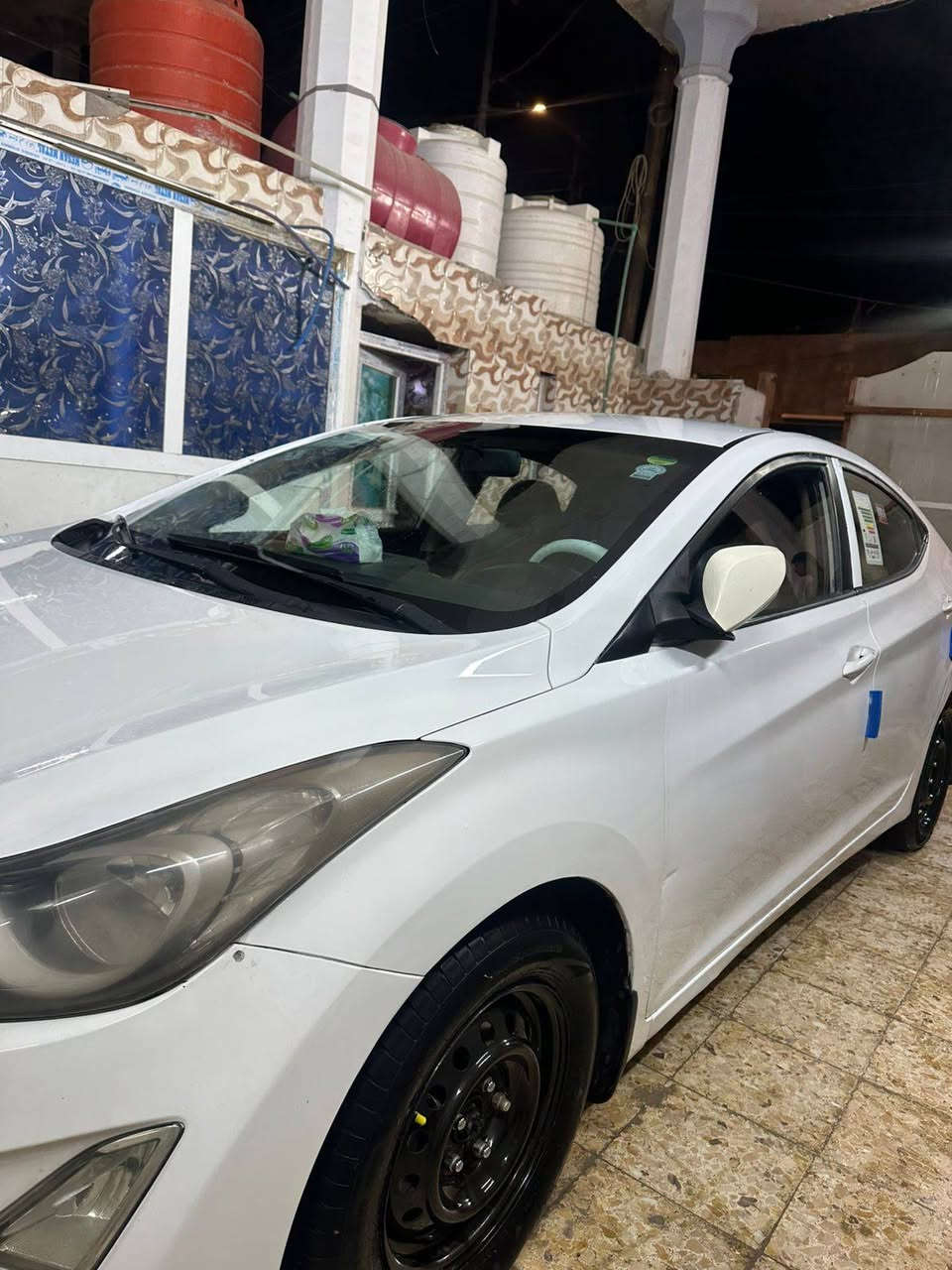 السلام عليكم
النترة خليجي مديل 2014 
راعيهة يريد تحويل السيارة بيهة مكانات صبغ محرك وكير حلوات نضاف مابيهة لاضربة ولاتبديل لبدي تجي وشوف شوف لعين لسيارة احلة من الصور 
السعر 110 وبيهة مجال لشراي 
لسيارة مال جناي خير من الله 
مكاني بصرة ابو لخصيب
رقم الهاتف:***********
