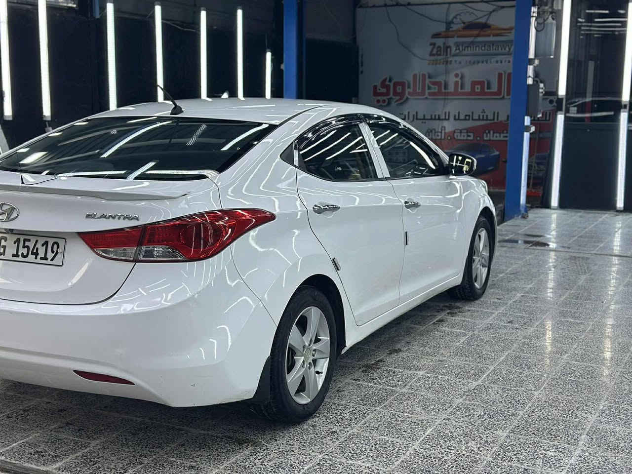 مروواس شعندك…نزل بل تعليق… ..النترا خليجي موديل 2014 محرك دوش قبل شهرين شديتو مال كصه .. ضررها  باب الخلفي ورا النفر بي صبغ شوي والداير ..وباقي التفاصيل متواجد عل ماسنجر او الرقم ***********
