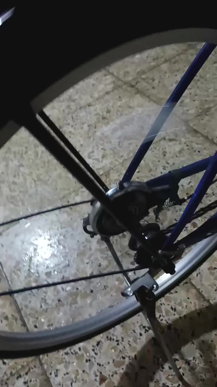 باسكلات للبيع حجم 24 سعره 65 وبي مجال باسكل شركة بيدي لون نيلي حجم 26 سعره 80 وبي


**إذا كنت صاحب هذا الإعلان وتريد حذفه لأي سبب، رجاءا أرسل رسالة إلى الدعم الفني**