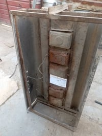 شباب هاي المشوايه قدامكم واللي تفيده خليه يخابره بها مجال اصحاب المواك...