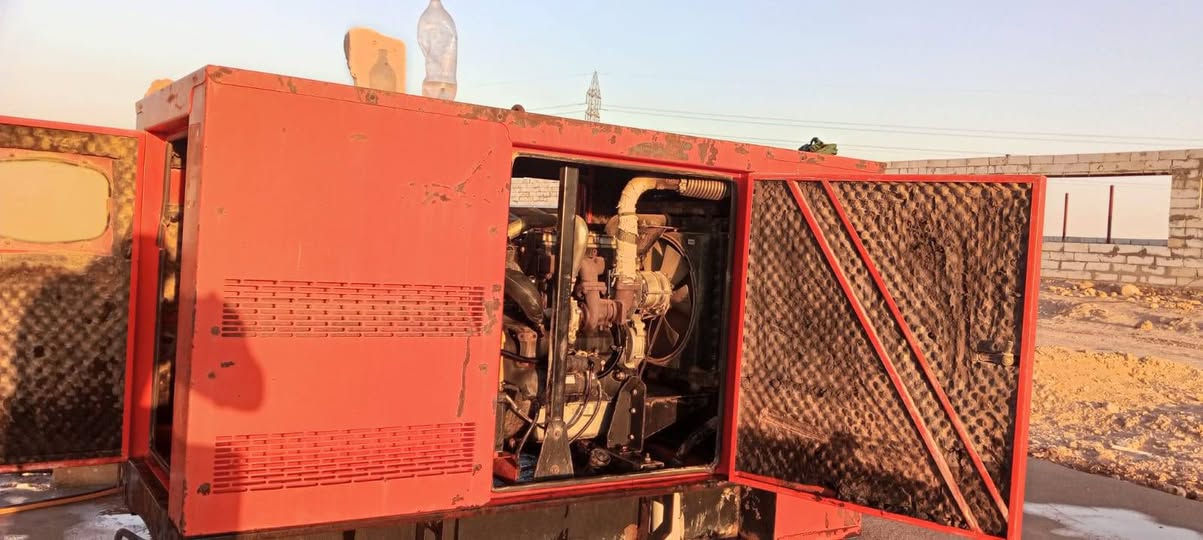 مولد بيركنز 64 kv
شغال وعلى الفحص
المكان العبيدي 
***********
