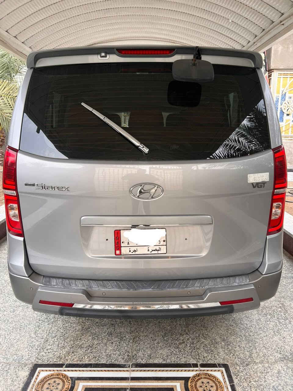 سلام عليكم ستاركس 2019 اصل vip رقم بصرة فول موصفات 1/1 دشبول سورنتو 8 راكب مكينه دبلو بلاد فقط بيه قطعتين رش جيلاتين من كوريا وتبديل باب بدون ضربه والباقي كفاله سياره نظيفه وجديده بمعنى الكلمه حداده عامه دوشمه ارضيه جلد كشنات تفصال سياره مال جناي السعر 280 عنواني بصره ***********
