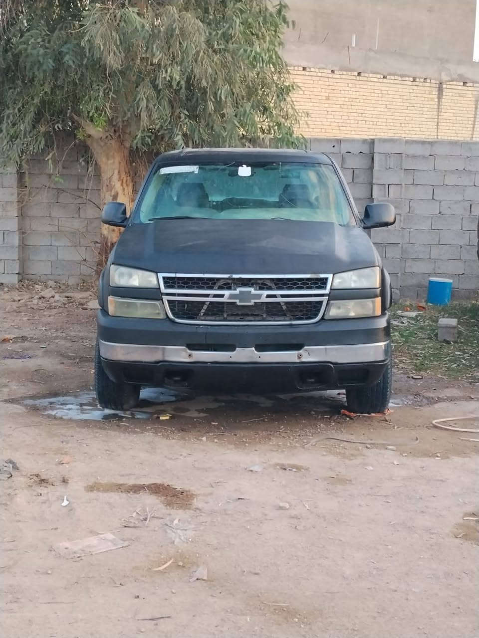 السلام عليكم سيارة سلفودور ٢٠٠٦ وزارة الداخلية مزاد للبيع ***********
