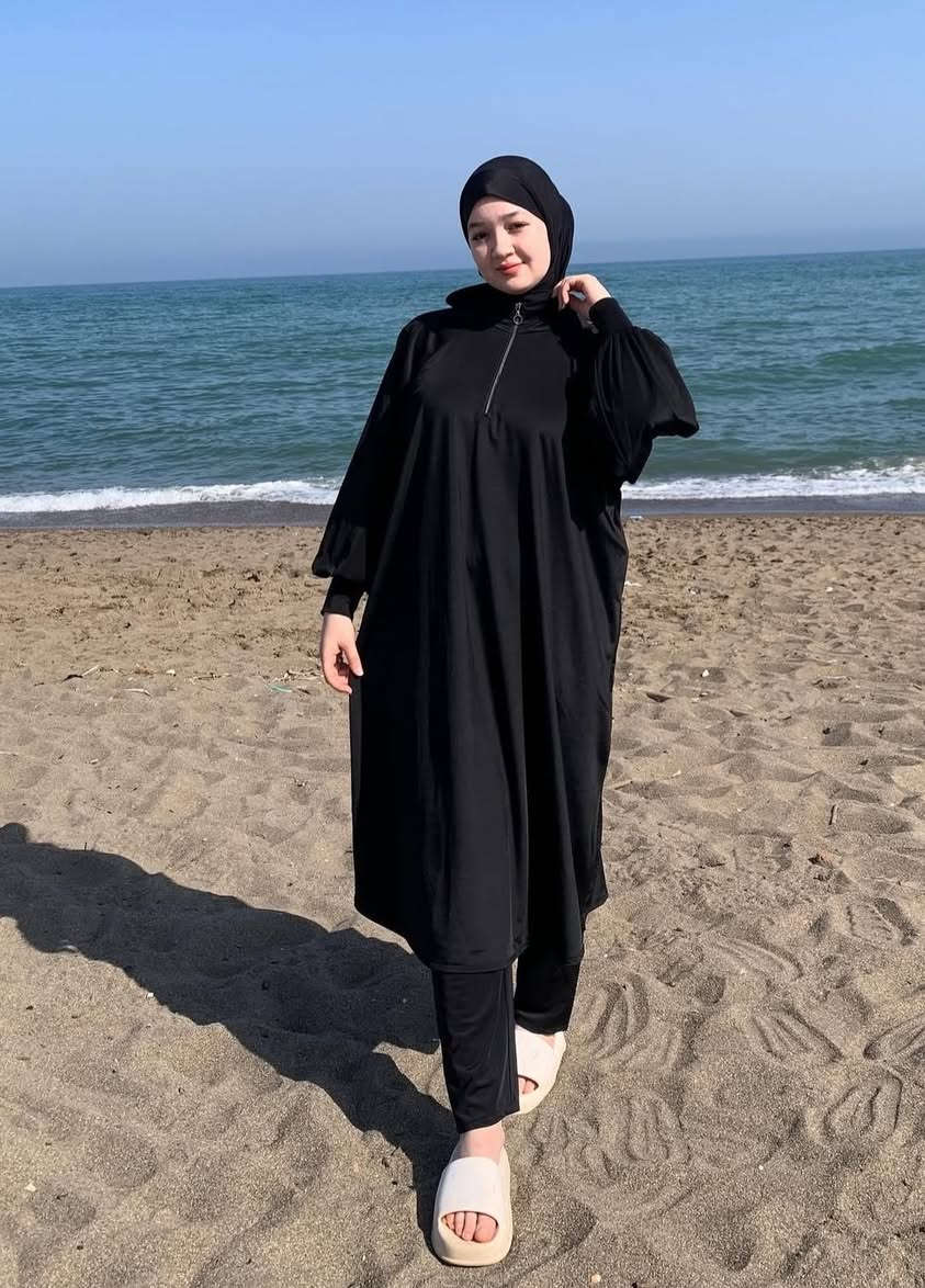 بوركيني رائع   
يتميز بلونه الأسود الكامل السادة الذي يمنح مظهرًا أنيقًا وعمليًا
يتميز بكونه مقاوم للماء وسريع الجفاف 
نوع الثوب : سيكليزم الخاص بالسباحة 
  المقاس m l xl xxl xxxl
التوصيل مجاني لجميع المدن❤️


**إذا كنت صاحب هذا الإعلان وتريد حذفه لأي سبب، رجاءا أرسل رسالة إلى الدعم الفني**