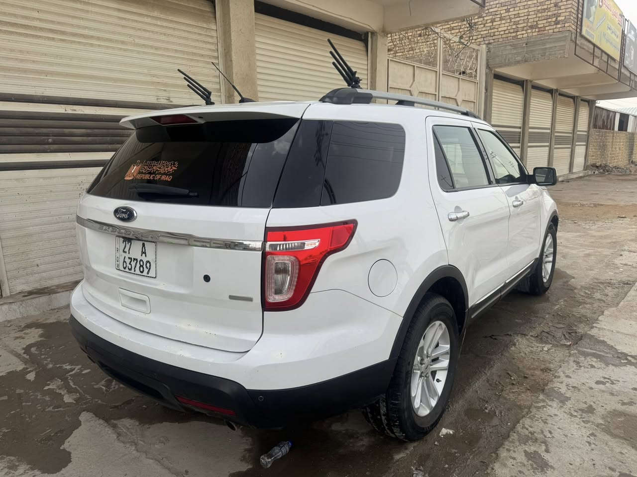 اكسبلاور موديل 15 بسمي رقم دولي تحويل مباشر وارد امريكي جاملغ وبنيد تبديل ولباقي كفاله سياره جديده ماشيه 100 الف  كير ومكينه وحداده كفاله حجم المكينه 3500 سته اسرندر 7 راكب تبريد 3 قطع سعرها 137 وبيها مجال امراوس حسب القناعه مكاني ناصريه سوق الشيوخ الشراي يتصل ويدلل. ***********
