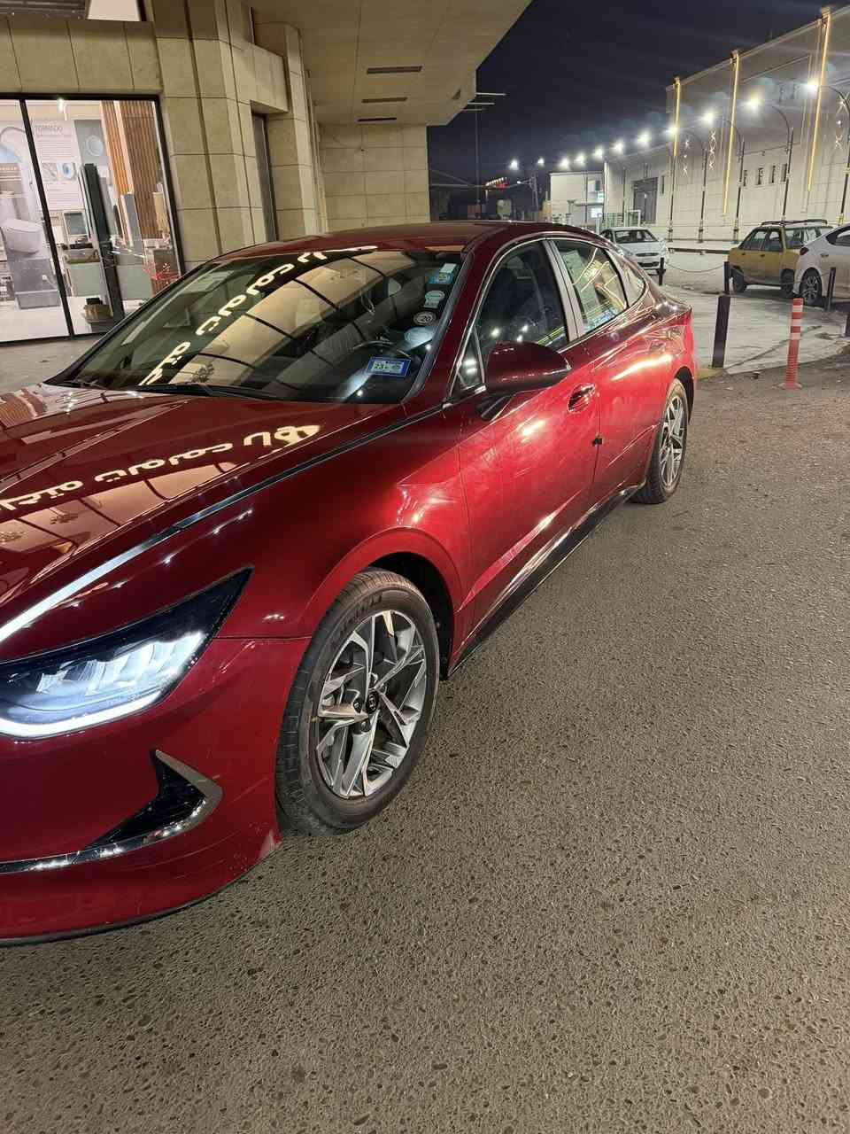 المسافة المقطوعة :7000
حجم المحرك : 2.5
عدد الاسطوانات : ٤ سلندر
اللون : احمر سوناتا موديل 
2023 
الإضافات :
رادار أمامي
بصمة تشغيل
تشغيل عن بعد كراسي كهرباء
4

قطة عمياء &
LED إضاءة
ويل كب مقاس 17®
شاشة تحكم لمس!
اندرويد اوتو
ابل كار بلاي
خرائط
دخول ذكي
صور الحادث موجوده 
رقم بغداد باسمي 
***********
