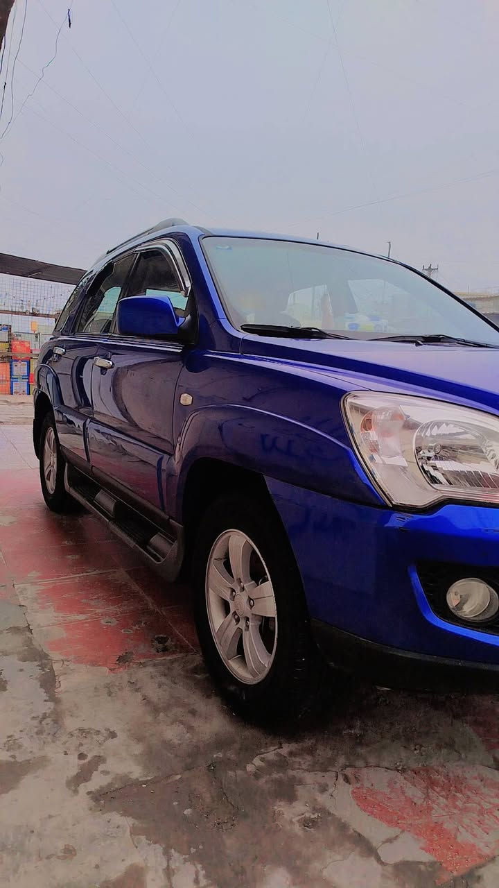 سلام عليكم ورحمه الله وبركاته اخواني الكرام السياره للبيع كيا سبورتاج مديل 9
السياره بسمي السنويه 2026/3/30

السياره نضيفه مكينه مشوده مال حاويه جديد كير نضيف حداديه وسط لا جديد ولا تعبان وسط

رقم ***********

السعر 120 خارني وتدلل 
رقم النكليزي جديد 

الكاني بغداد كياره
