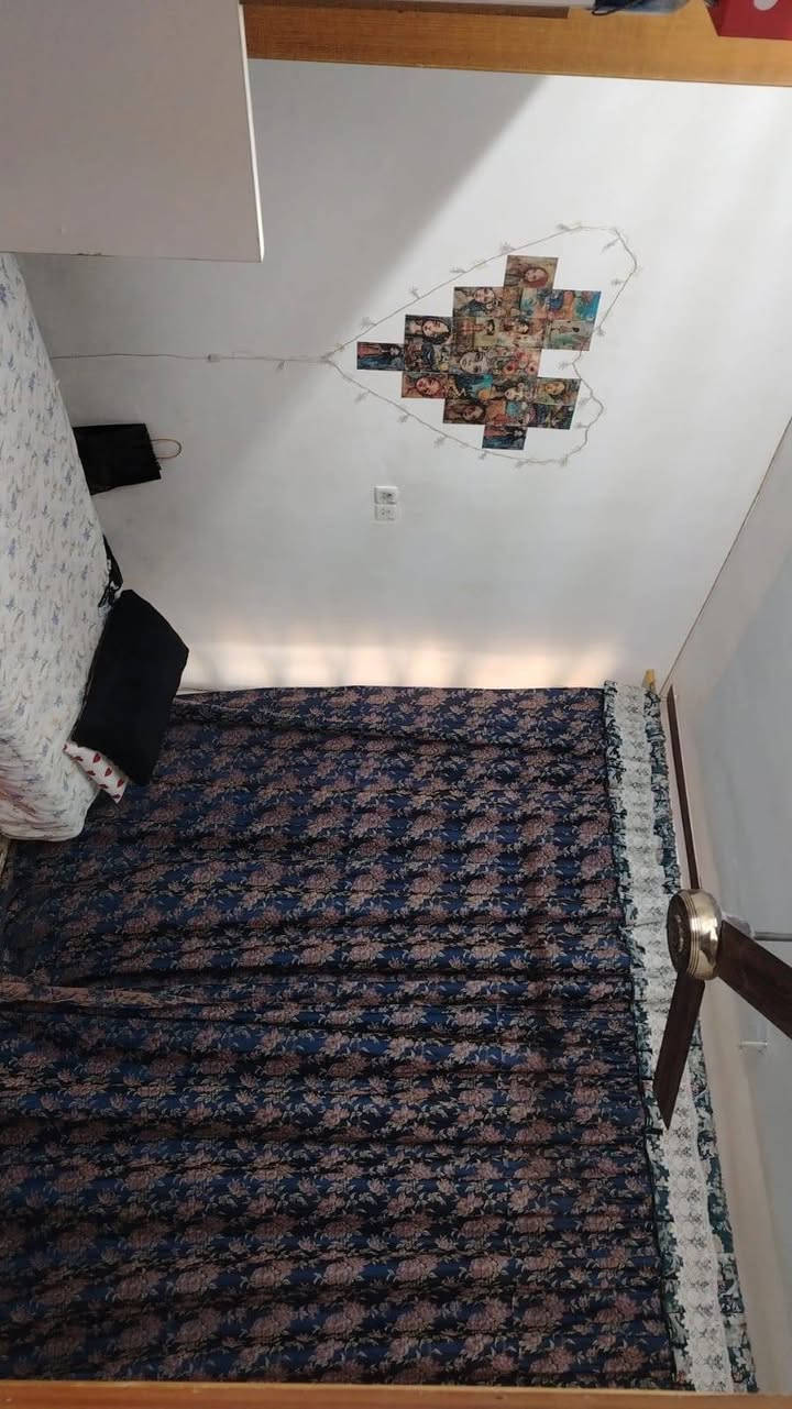 السلام عليكم بيت/ شعلة أم نجم شارع سالم
/ تفاصيل ١٥٠ م

نزال ٢٠ / واجها/7

غرف نوم / 6 / و صالة و مطبخ

***********
