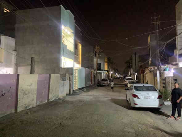 � الفهد للعقار – عرض مميز للبيع

يتوفر لدينا عقار للبيع في منطقة الأمين الثانية، قرب محطة وقود الأمين، بمواصفات ممتازة وفرصة مناسبة للبناء أو الاستثمار.

📍 التفاصيل:

 • المحلة: 735
 • الزقاق: 14
 • نوع العقار: طابو ملك صرف
 • المساحة: 200 م²
 • النزال: 10 م
 • ملاحضة :تكدر تاخذ قطع 80متر او 120متر

📞 للاستفسار والتواصل:
***********
