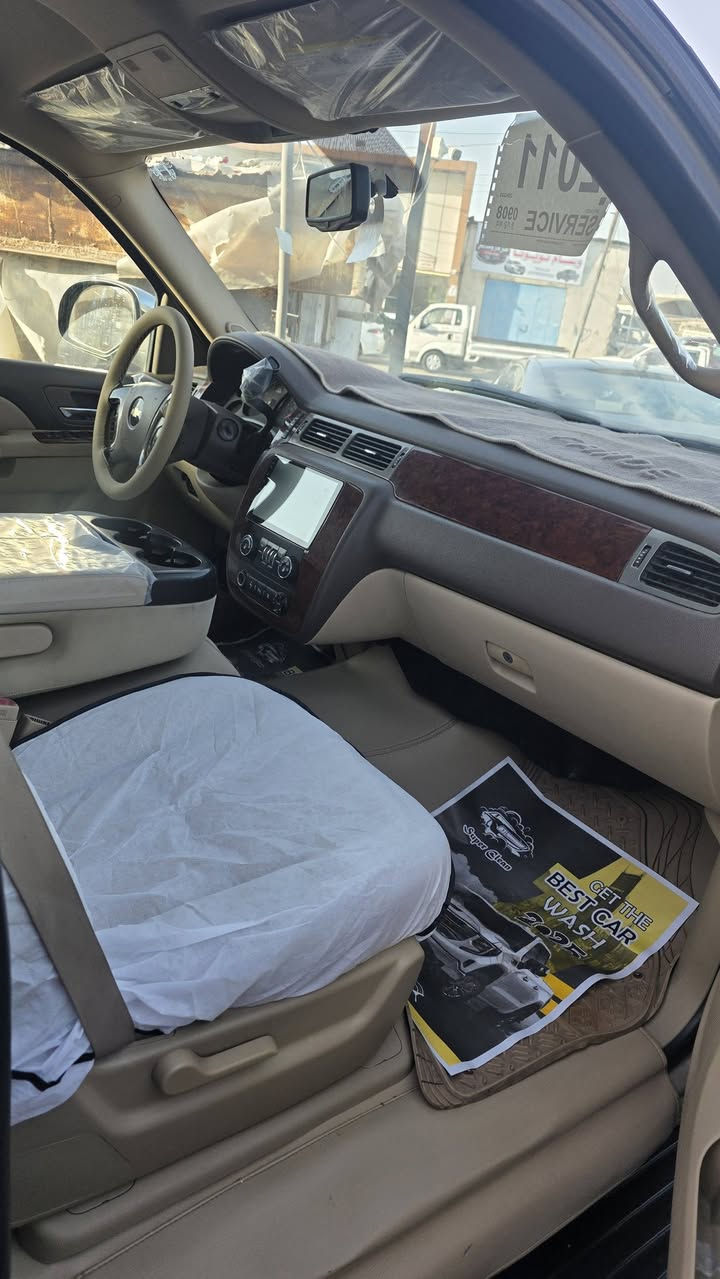 تاهو شوفرليت موديل ٢٠١١ لون شمباني رقم اربيل دولي تحويل ثاني يوم سياره جديده بمعنى الكلمه سياره جاهزه للاخير تخم تاير حداديه كير مكينه بالباكيت تبريد ثلج سياره حادثها باب خلفي وبيها تعمير بالرباع مال البيبان وخشم الجاملغ الايسر السياره احلى من الصور  السعر ٢١٠ $ ورقه وبيها مجال قليل علما السيارة موجوده بالعمارة للاستفسار الاتصال عالرقم ***********
