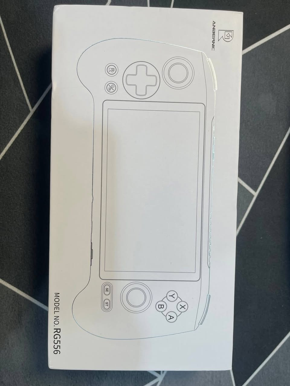 جهاز ألعاب محمول Anbernic RG556


**إذا كنت صاحب هذا الإعلان وتريد حذفه لأي سبب، رجاءا أرسل رسالة إلى الدعم الفني**