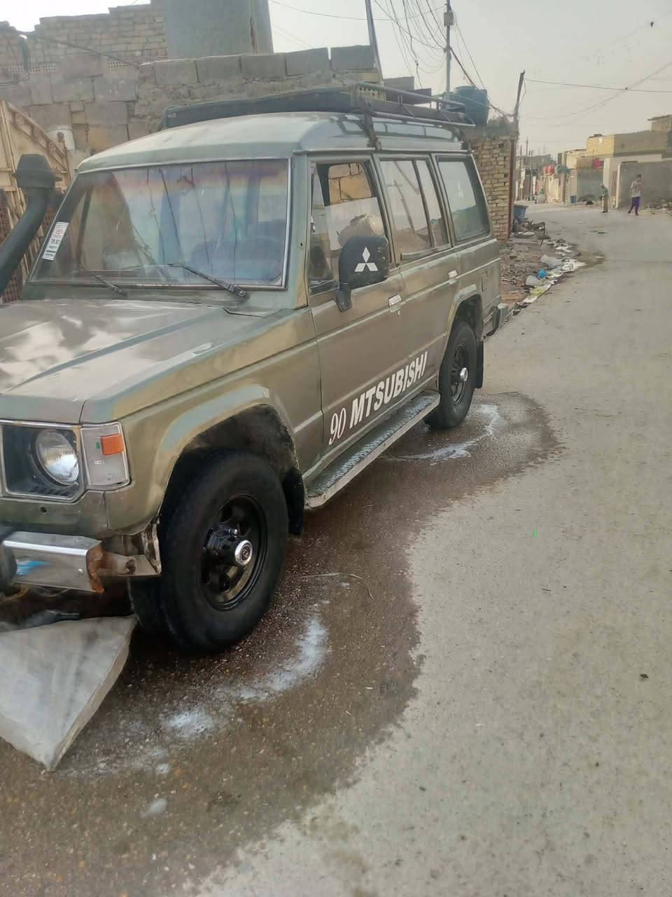 سلام عليكم باجيرو موديل 87رقم مثنه الماني تريد وكاله تريد تحويل مكينه وكير ونجي 4 جديد تخم تاير عوزه صدر وكهربايات مكاني بغداد مدينت الصدر حي طارق الوصط سعر 30 ***********
