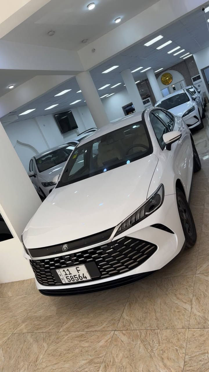 سلام عليكم
كن بلاس ماشيه 2000 فقط جديده السياره  🔥🔥
  
اخت الزيرو 
         مرقمه وكامله 

وداخل ابيض  🔥 مع ارضيات 🔥

وجميع غراضه كامله 🔥

موديل 2025  

السعر بلاش 19,100 وبيه مجال بسيط جدا 
 
المواصفات 
حساس خلفي 
كامراة خلفية دوارة 
اوتو هولد
تشغيل السياره بصمه مع دخول ذكي
مقاعد جلد 
لايت زينون 
لد نهاري LED
بك لايتLED
3انضمة للقيادة 
مانع تزحلق
مثبت سرعه 
تشغيل عن بعد 
شاشة ذكية تدعم جميع البرامج
 سعة الخزان 65 لتر  اتمشيك 2100 

📍عنوانه بغداد كراده 

علي :  ***********
