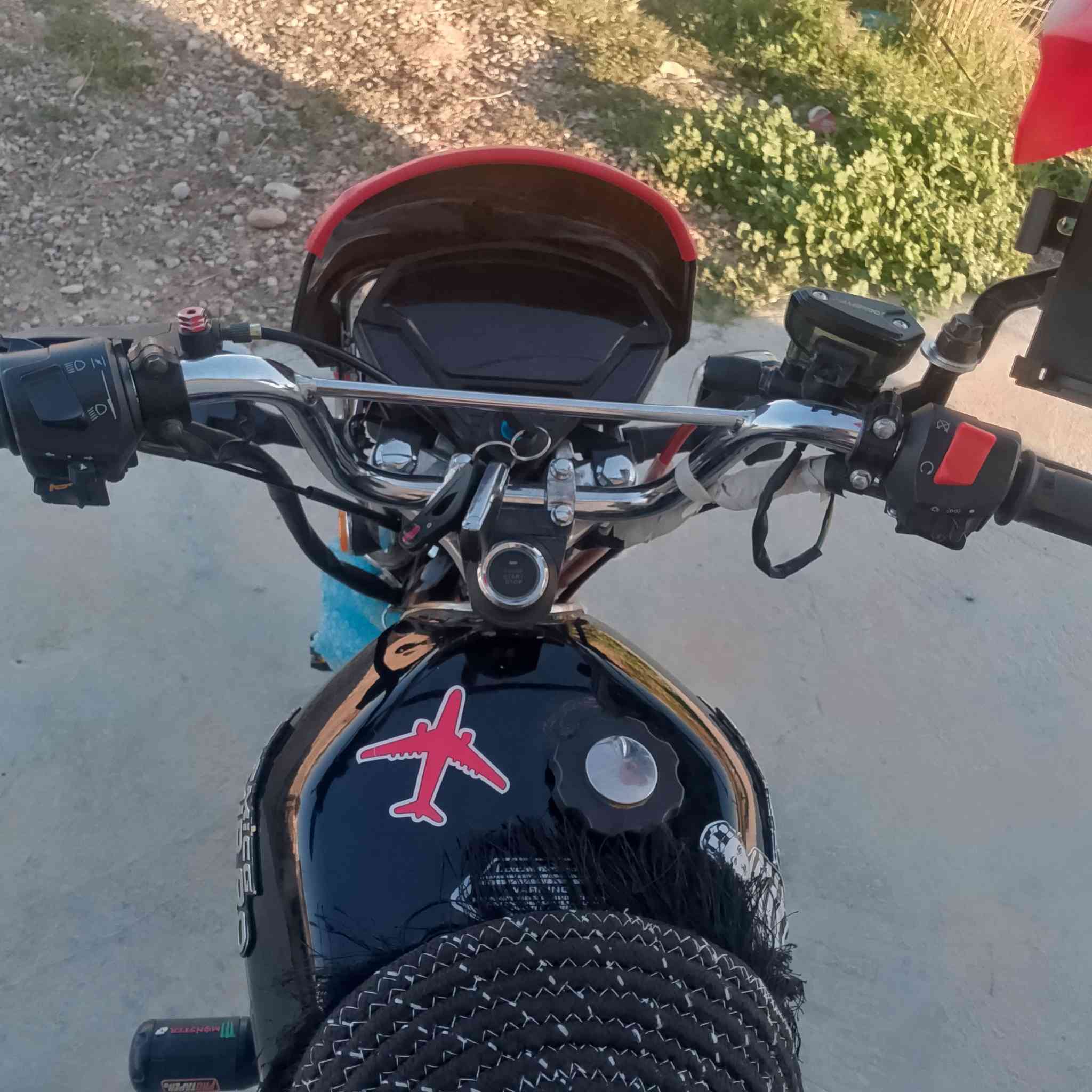 السلام عليكم للبيع موديل 25كفالة عامة مكاني تقاطع الوجيهية رقم الهاتف ***********
