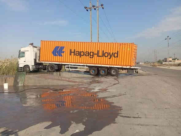 كتروز البيع موديل 2001 رقم دهوك راس وعربانه سعر 200وبيه مجال *********** عنوان بغداد
