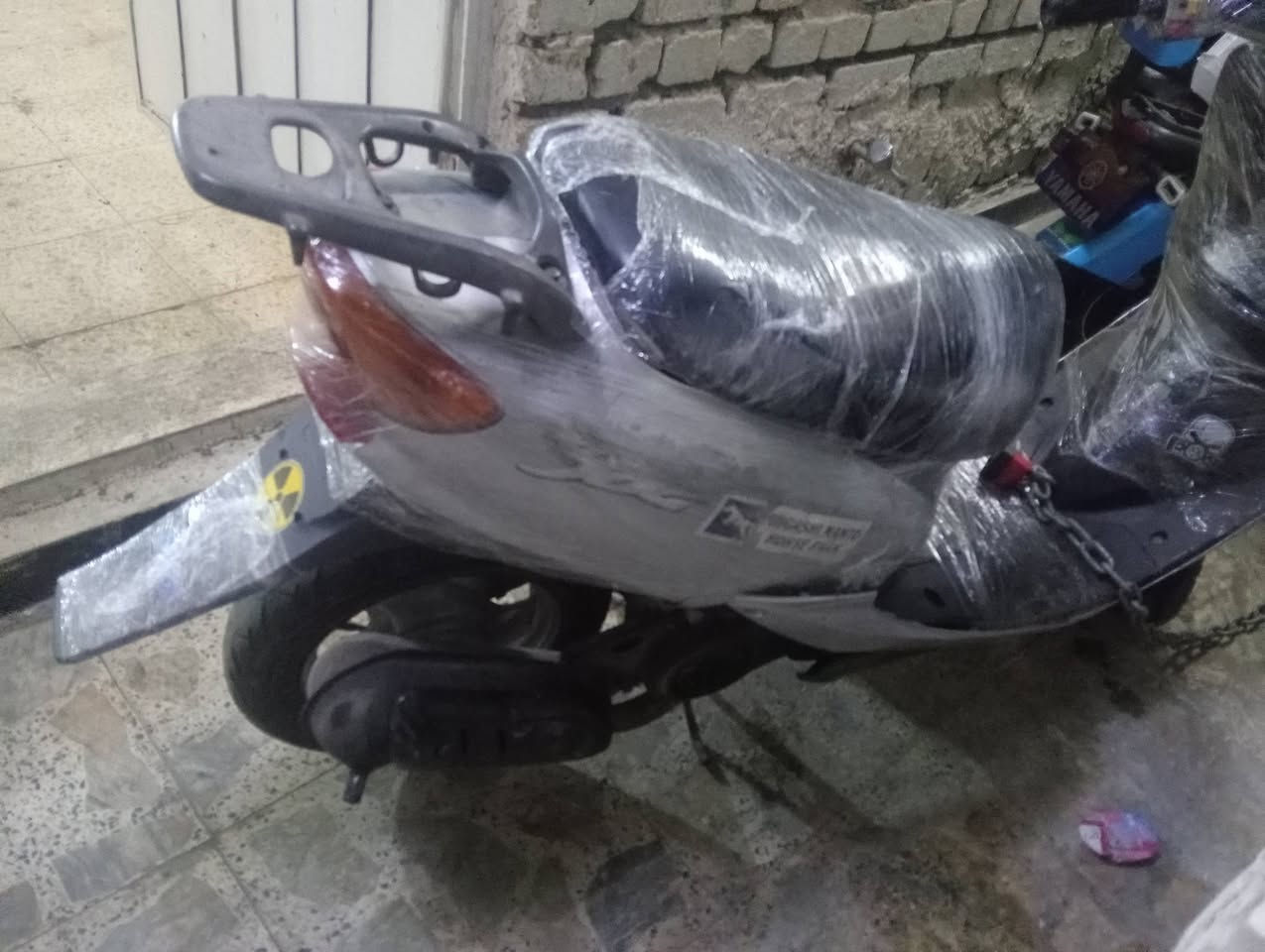 السلام عليكم دراجة عصفورية للبيع يحتاجلها تجفيت وباتري السعر 140بيها مجال الشراي شارع فلسطين ***********مستعجل على بيعتها
