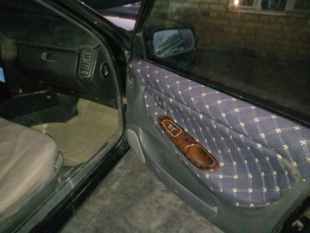 برنس فراشه موديل 97 للبيع السعر (32) وبيها مجال... 
محرك و كير  خير من الله 
لايت زنون.. رقم انبار شرط التحويل 
مكاني.. الانبار _الحبانيه
*********** -‏‪***********‬‏
