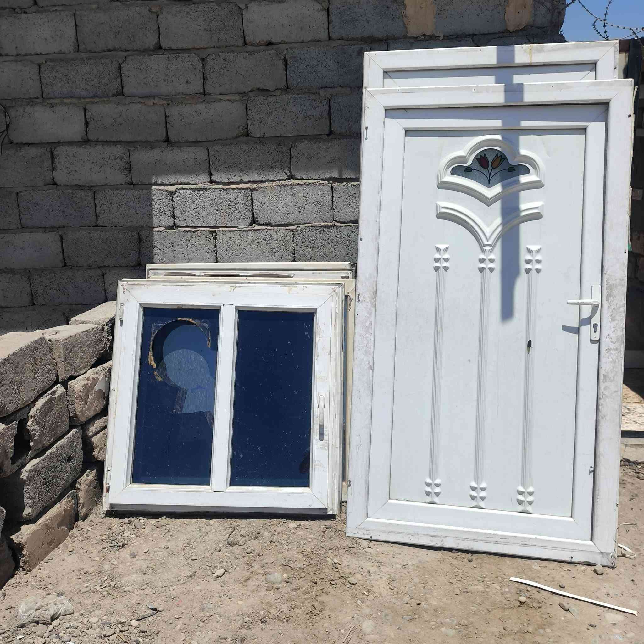 السلام عليكم يوجد لدينا سندويج سقفي وجداري وابواب وشبابيك بي بي سي مستخدم
نوع ميلانو بنل مع نوع ثاني لوحه ابو لاسد 

تفاصيل 4قطع طول 8متر 

مع 4قطع طول 9متر 

مع7قطع طول 10متر وربع 

مع جدران قياس متر ونص عدد 20

مع عدد 10طول 2متر 

مع بلاويد خشب عدد 4

مع بواب عدد4 بي بي سي

مع شبابيك عدد 7بي بي سي

مع صخان صغير  

سعر المتر 10الف لسندويج 

سعر الابواب وشبابيك لقطعه الواحده  50الف 

سعر الواحده لابلاويد 25الف 

سعر سخان 40الف 

لتواصل فقط استقبل الاتصال 
بغداد قرب جسر الدوار الصابيات

***********/***********@
