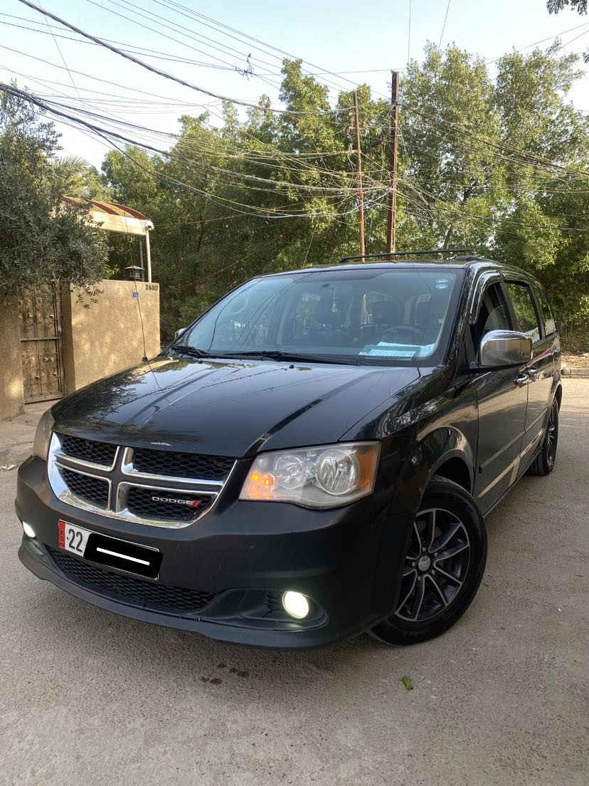 السلام عليكم للبيع دوج كرفان sxt 2016 رقم اربيل اجره 

حادثها جاملغ أمامي وخلفي جها السايق بدون دواخل بدون ايرباك 

المواصفات:

شاشه وكامره خلفيه 
كشنات جلد و كهرباء 
داخل اسود وبيجي 
تحكم جهتين وكروز سرعه
ويل كب 17
3قطع تبريد 
جام كهرباء 
بيبان وجنطه ميكانيك
نضام ايكو 
السياره جاهزه

السعر 130$
للاستفسار ***********
