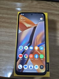 بوكو M5s • ١٢٨ • ٦+٥