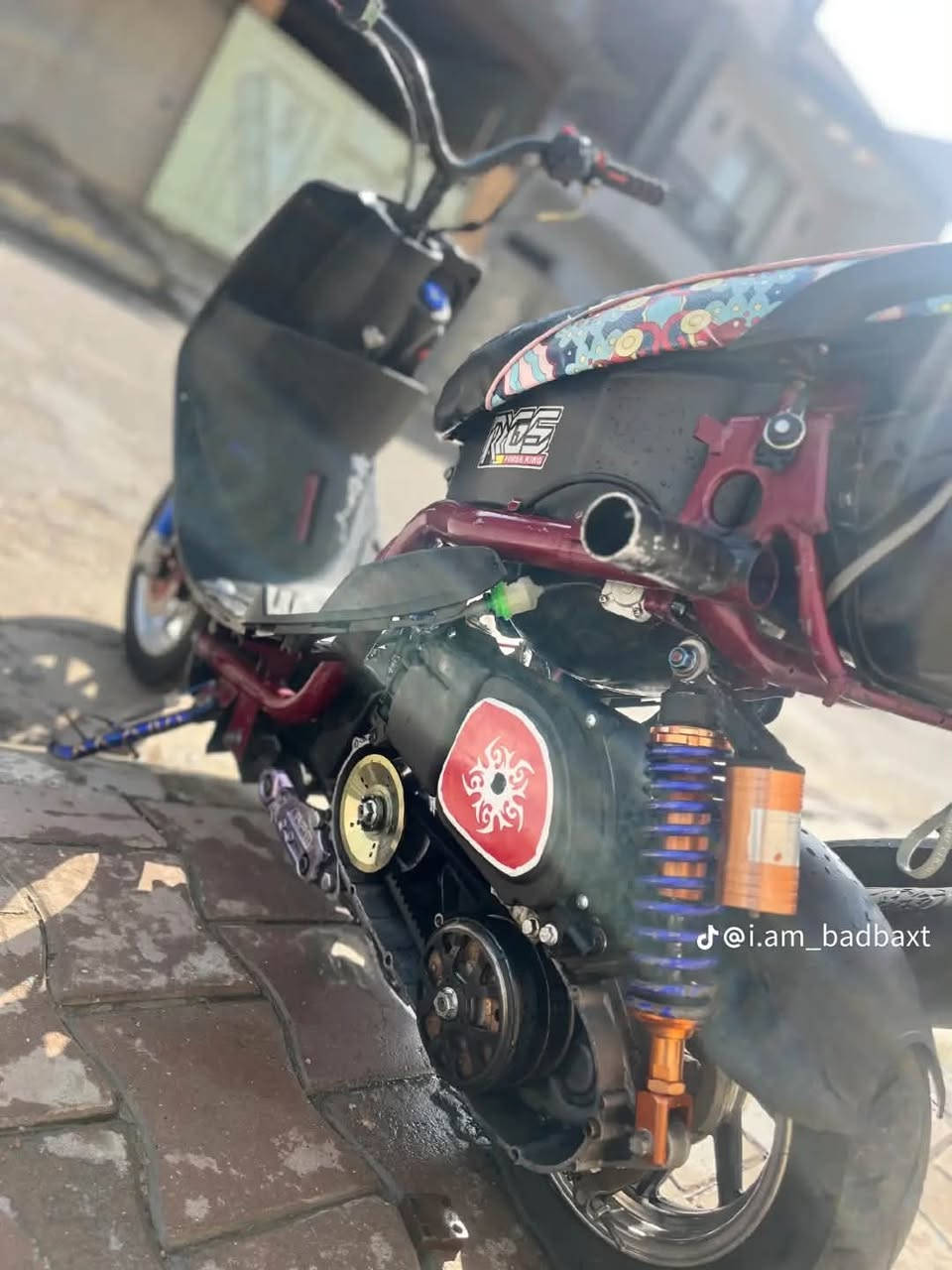 السلام عليكم للبيع
ماكس عدله مكينه شرط لاصرف لا بخار لا نضوح جيب فيتر او تعال افحص 
بوشه 49 بلاديه 
الدراجه بيه 

1كلجات امامي خلفي رياضي مال تفصيخ 

2 اوياله نجميه اصليه 

3صدر مامي رياضي 

4دبل خلفي رياضي 

5ستاند رياضي سبع الوان 

6قطره دهن رياضي 

7شيال رياضي 

8صالنصه اف ام جديده 

9قاعده اسويج او سويج سبع الوان 

دراجه شرط شلعه او عدل تشك الكاع  السعر 600بيه مجال 

مكاني قادسيه الثانيه للستفسار ***********  وتساب
