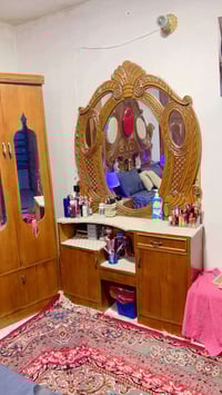 غرفه نوم مستعمله للبيع مكان بغداد السعر600وبيهه مجال الاتصال0782120429...