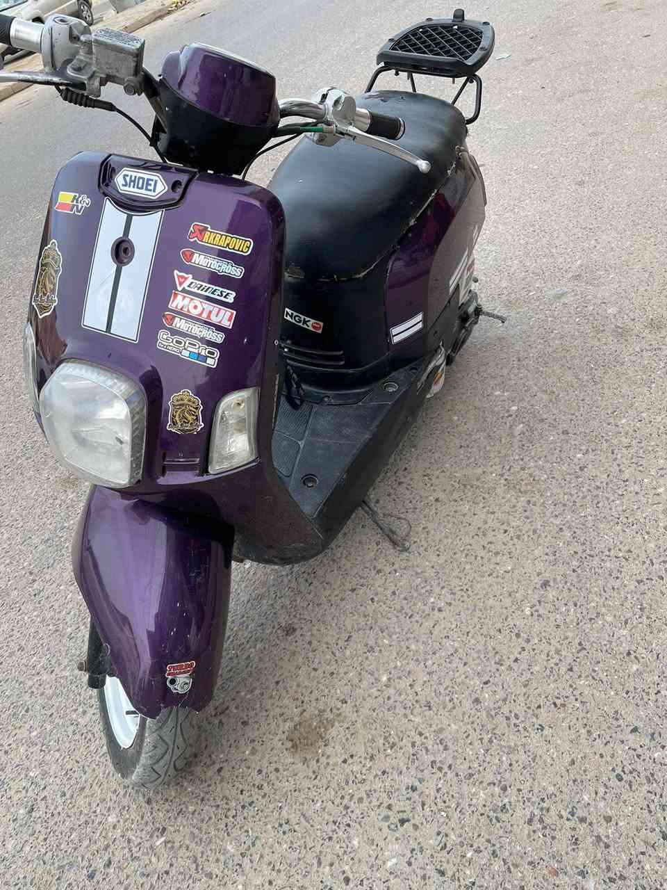 السلام عليكم دراجه بوليس كابريته للبيع 
مفتوحة مبدل بستم والفات  شغاله هندر
يرادلها ترتيب 
السعر 600بيها مجال 
العنوان بصره جسر التربيه 
 وتساب ***********
