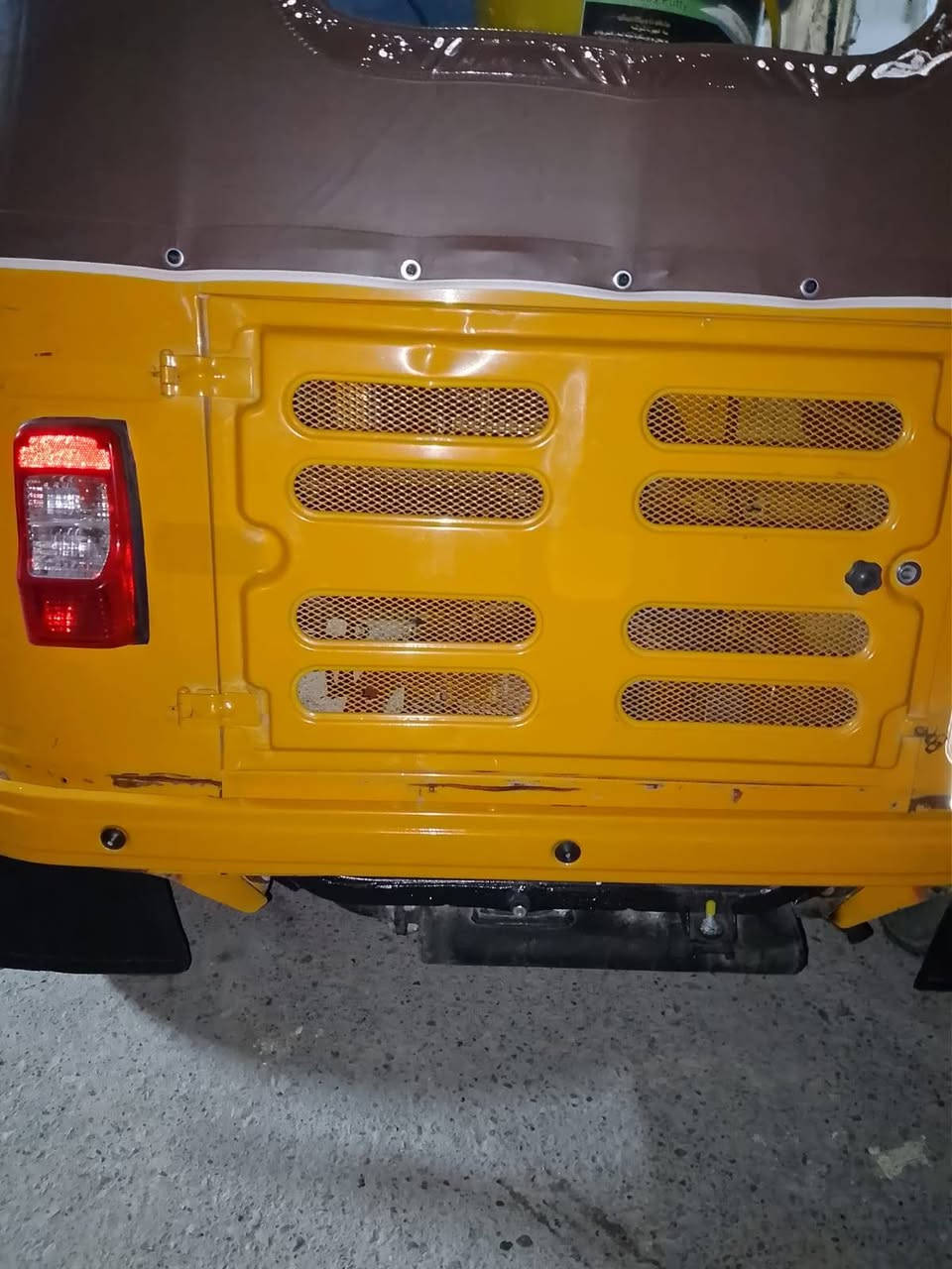 تكتك عشرين شهر ٥ رقم وسنويه العنوان بغداد مدينه الصدر ***********
