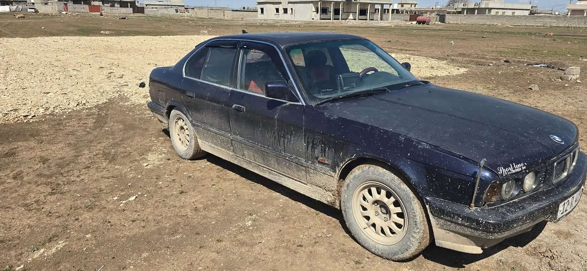 535BWM
محرك 530 كير عادي محرك فل رقم نينوى أنكليزي بأسمي محرك وكير شرط 
مكاني ربيعة العسر 45 وبه مجال 
***********
