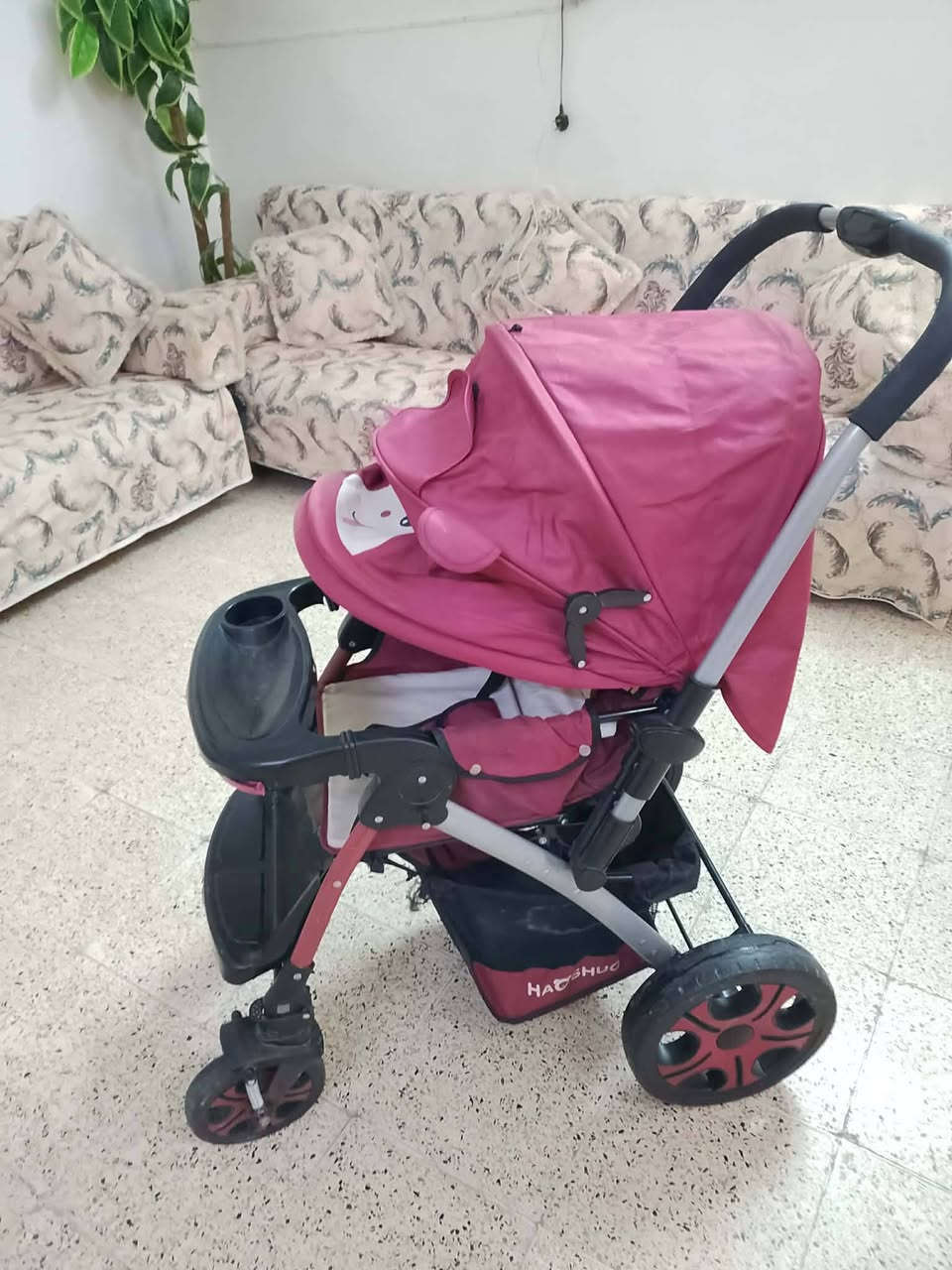 عربانه طفل نضيفه السعر ٤٥
***********
