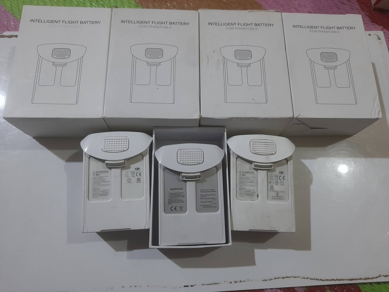 هذه بطاريات طيران ذكية لسلسلة طائرات DJI Phantom 4 بدون طيار.تأتي هذه البطاريات بقدرة 5870 مللي أمبير وتعمل بجهد 15.2 فولت.تتميز بوجود نظام ذكي مدمج للتفريغ الذاتي وحماية من الشحن الزائد لضمان الأمان أثناء التخزين والاستخدام.تتوافق هذه البطاريات مع طرازات Phantom 4 Pro، وPhantom 4 Advanced، وPhantom 4 RTK.


**إذا كنت صاحب هذا الإعلان وتريد حذفه لأي سبب، رجاءا أرسل رسالة إلى الدعم الفني**