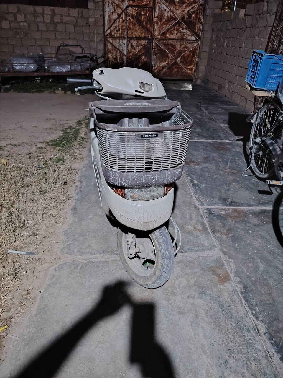 دراجه ناريه ابو السله رنبه نظيفه جدا ماناقصه اي شي سعره مليون وبيه مجال الاتصال ***********
