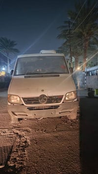 مرسيدس Sprinter  موديل 2004  السيارة سابقة اشتغلت قنوات فضائية  حالتها...
