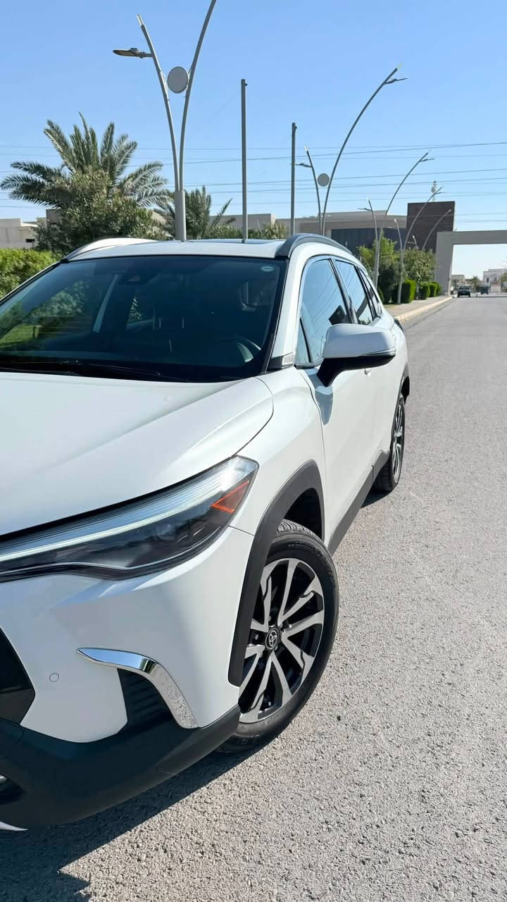 السلام عليكم .. فقط بيع
تويوتا كورلا كروس فئة XLE فول مواصفات للأخير :

✅ ضرر بابين صبغ باب السايق والي وراه صورة الضرر بالمنشور 

✅موديل 2022 ماشيه 33km الف قابل للزياده  رقم سليمانيه الجديد 

✅مقاعد جلد كهربائي  لون اسود بلادي من الشركة 

✅عداد الكتروني وشاشة كبيرة حديثة وجنطة كهرباء

:✅ محرك 2000 سي سي – 4 سلندر بانزين  

✅ مصابيح أمامية LED

✅ دخول وتشغيل بصمة

✅ إشارات على المرايا الجانبية

✅ تحكم كهربائي كامل بالنوافذ والمرايا الجانبية 

✅ تبريد أمامي وخلفي

✅ فتحة سقف (سلايد) 

✅ نظام مراقبة ضغط الإطارات TPMS

✅ نظام رادار أمامي ومثبت سرعة

✅ أنظمة سلامة متقدمة ؛ نظام تحذير التصادم الأمامي• نظام التوقف التلقائي• نظام تحذير الخروج من المسار• نظام البقاء داخل المسار .. وباقي مواصفات الكروس المعروفة 

السعر 195 بيها مجال

للاستفسار  على الرقم : 
***********
