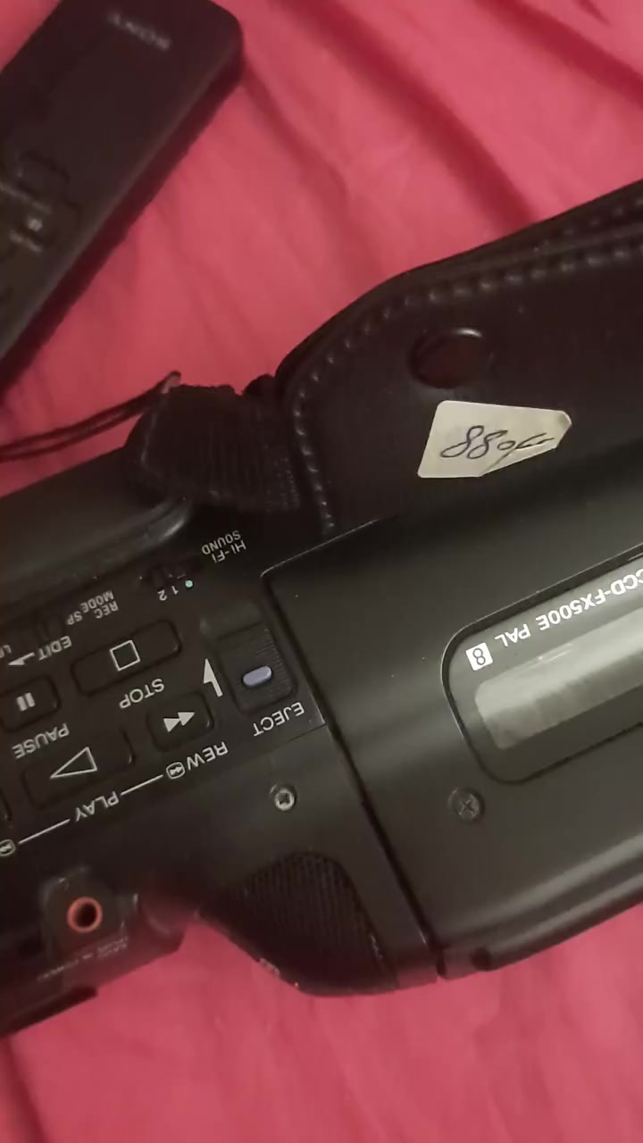 Camera Sony video


**إذا كنت صاحب هذا الإعلان وتريد حذفه لأي سبب، رجاءا أرسل رسالة إلى الدعم الفني**