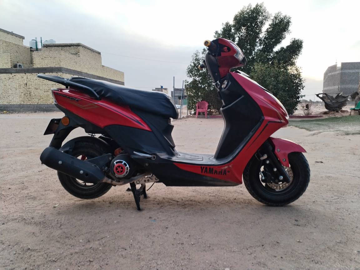 دراجه سكنس الفين وخمسه وعشرين صارله عشرين يوم من طالعه من المعرض دراجه شكل صيني بس مكينه ياباني دراجه مزوده بيها تزويد مكاني كربلاء حي السلام سعر ٥٥٠ وبي مجال قليل ***********
