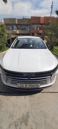 للبيع بي واي دي ديستروير موديل ٢٠٢٥ بسمي مدوشمة ارضيات وصندوق جلد ودشب...