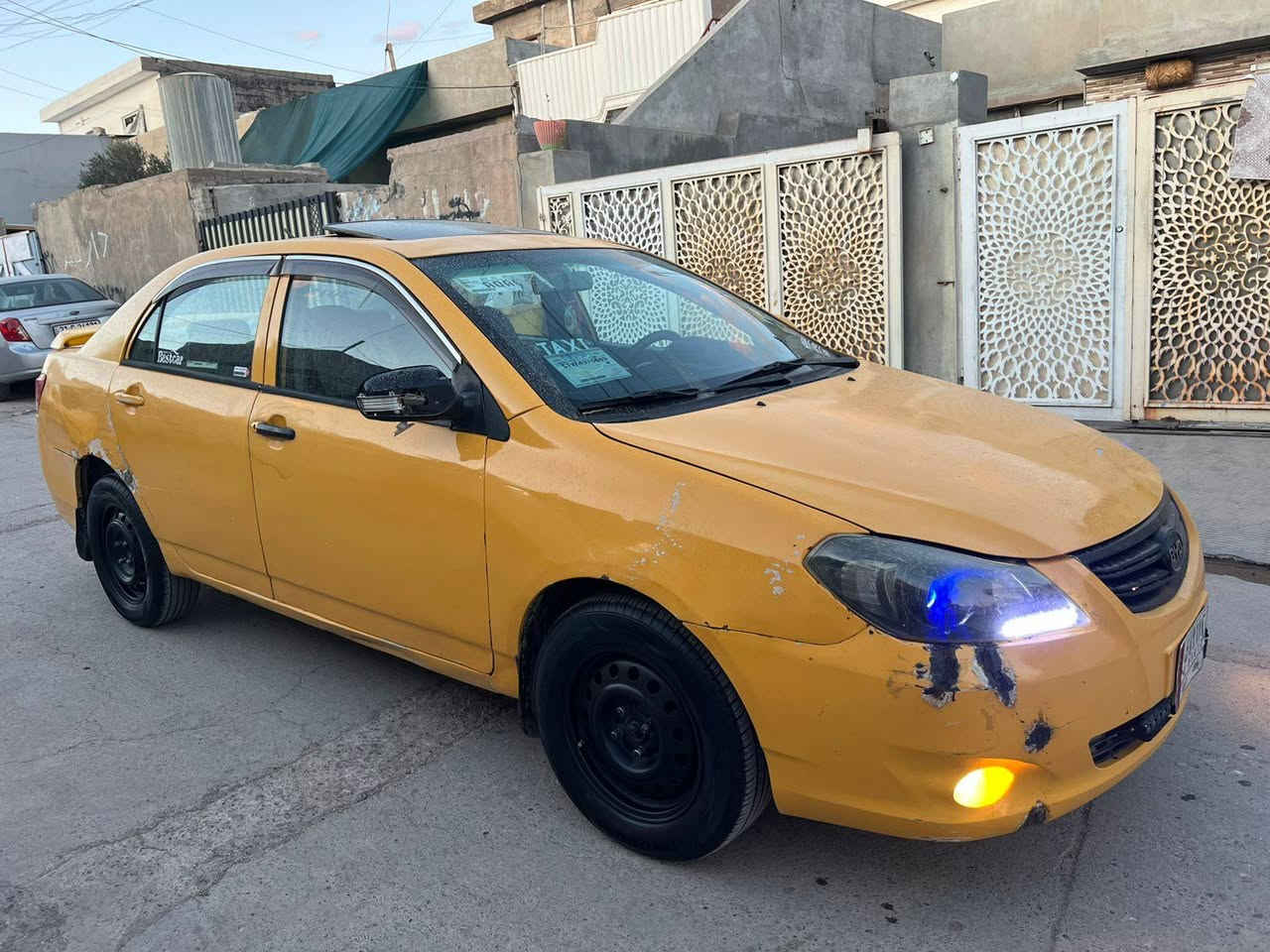 للبيع بي وايدي موديل 2013
رقم بغداد بسم شريكه فقط بس وكاله ما تتحول سيارا كير عادي بصمه تبريت ثلج داغل جديد شاش ايبات  قفل مركزي سيارا بدون ضرب بدون معجون بدون خياس سيارا طخم تيرات كير محرك صدر امامي خلفي جديد جاهز سيارا مال شغل سعر 20ورق او بي مجال قليل ***********مكن كركوك
