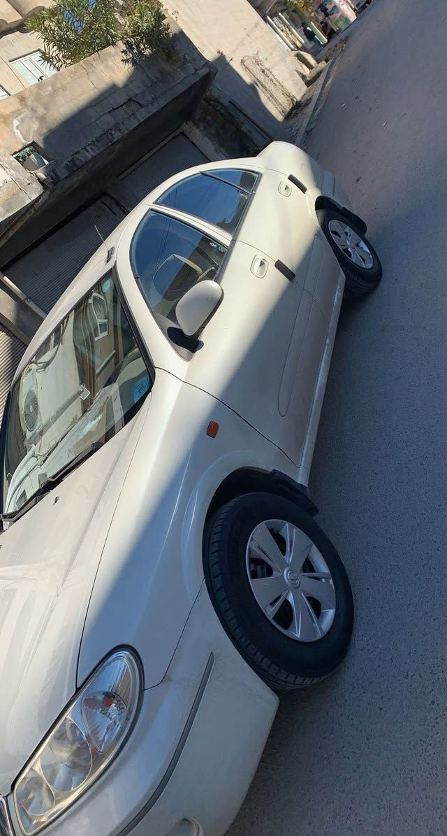 Nissan sunny 2008 
 تێبینی سەیارەکە هی مالێیە ٦ سالە لای خۆمانە 
مەکینە 18 سپی نەکراوەیە 
گیر و مەکینە بەشەرت گێر عادی 
بۆیاخ دوو پارچە دەرگا و چەمەلاخی دواوە بێ ژۆرێ پشت و پێشی کەپسە سەیارەکە نمونەیە لە جوانی لۆکە سپێری دانەبزییە جام عادییە 
چوار تایەی نوێ نەقوستانی نییە شاشە ئیپاد و کامیرە سندوق کارەبای  سەنەوی تاکو مانگی ٩-٢٠٢٦ هەزەی نوێیە نرخ ٩٠ مەجالێکی برایانە 
***********
*********** أربيل, العراق
