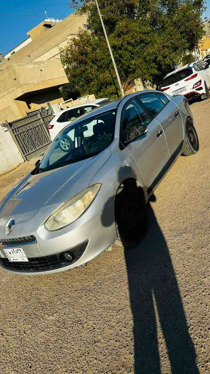 السلام عليكم
للبيع رينو فلوانس موديل 2012 مكفوله من الصبغ بدون ضربه فقط يحتاجله بارد ممصلحه عل حطته السيارة جاهزه تبريد شغال حداديه باتري جديد رقم بغداد تحويل ثاني يوم
ماشيه 171 قابله لزياده محرك قبغ اصفر
مكاني بغداد 
السعر 68وبيه مجال 

‭0772 404 5994‬
***********
