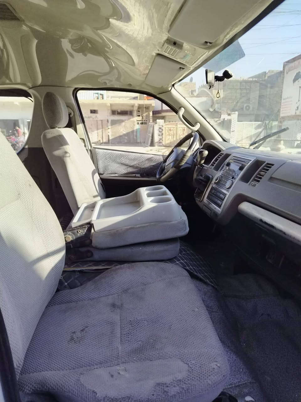 السلام عليكم سياره فتون موديل ١٤ سياره جاهزه من كلشي تبريد تدفه حداديات اكسل تيرات  السعر ٩٠ وبيه مجال  مكاني الحسينيه الراشديه للستفسار على هذا الرقم***********

