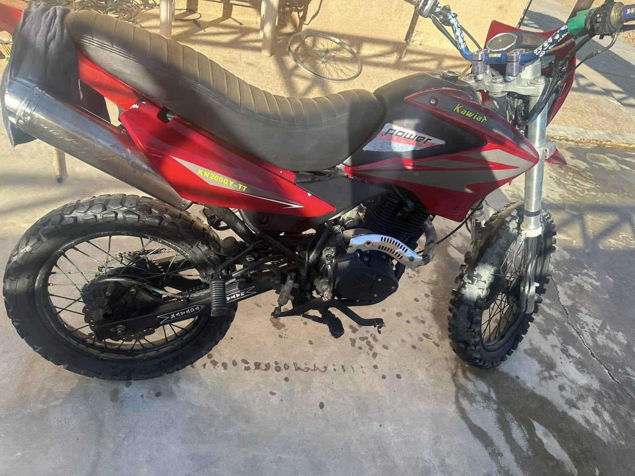 للبيع قفاز 150ccدراجه نظيفه يرادلهاا ترتيب خفيف مكاني تكريت القادسيه سعر ٦٠٠ وبيها مجال ***********
