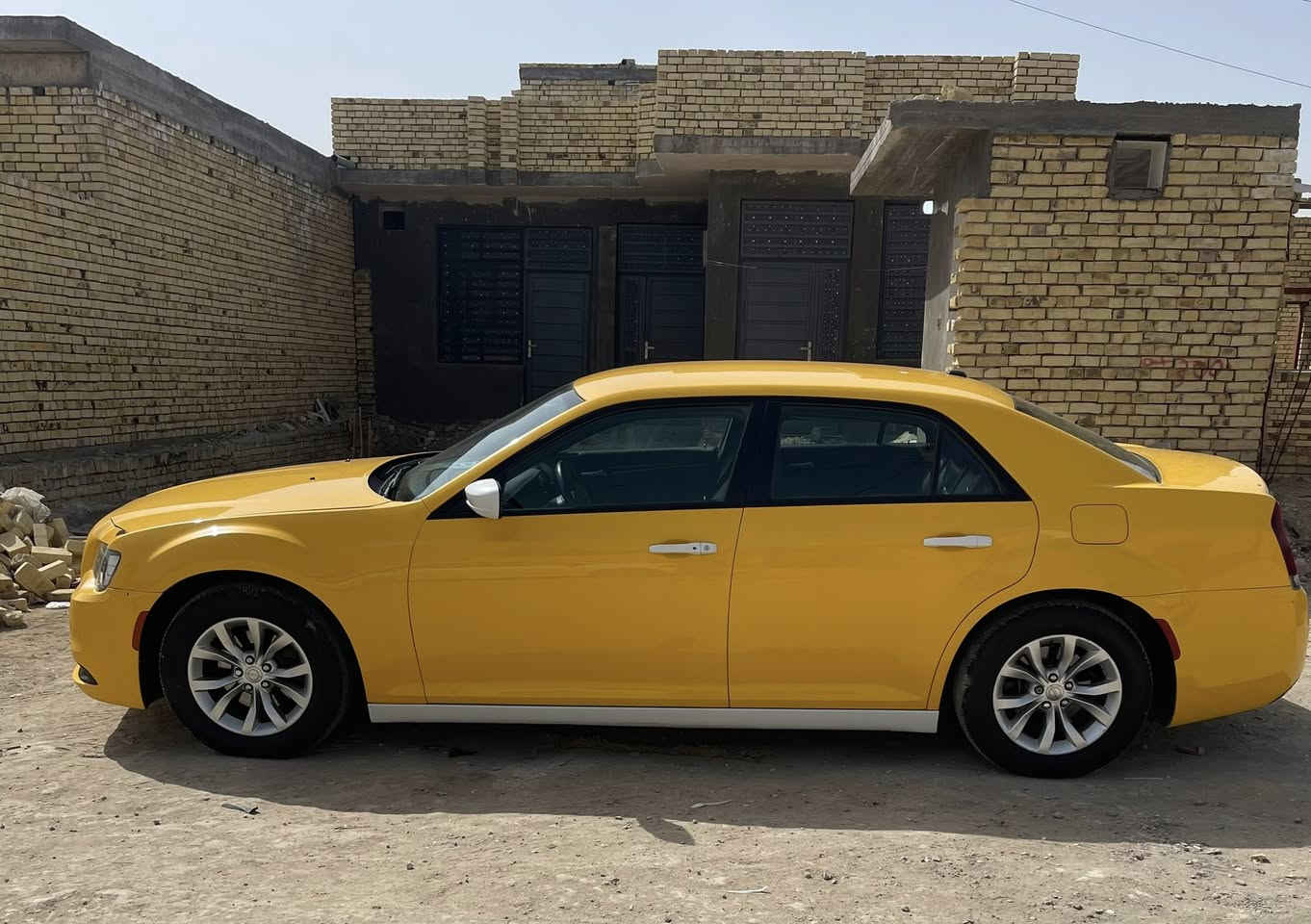 السلام عليكم سياره اوباما للبيع موديل 16معلايه 22 سياره بيه تبديل قطعتين والسياره صاعده هزه قبل شهر مكلف ب النشر
***********
