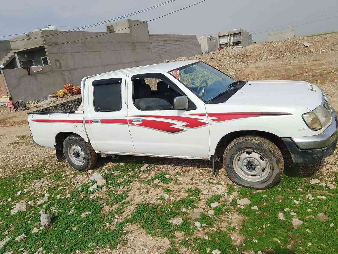 نیسان بۆفروشتن مویل2002تە برید باوە ر علوج ساغە میکینە وگیڕو ئە کسڵ بێ عیبە زۆر توندوتوڵە سیارە 54گە ڵا. شوین کلار . ژم ***********
